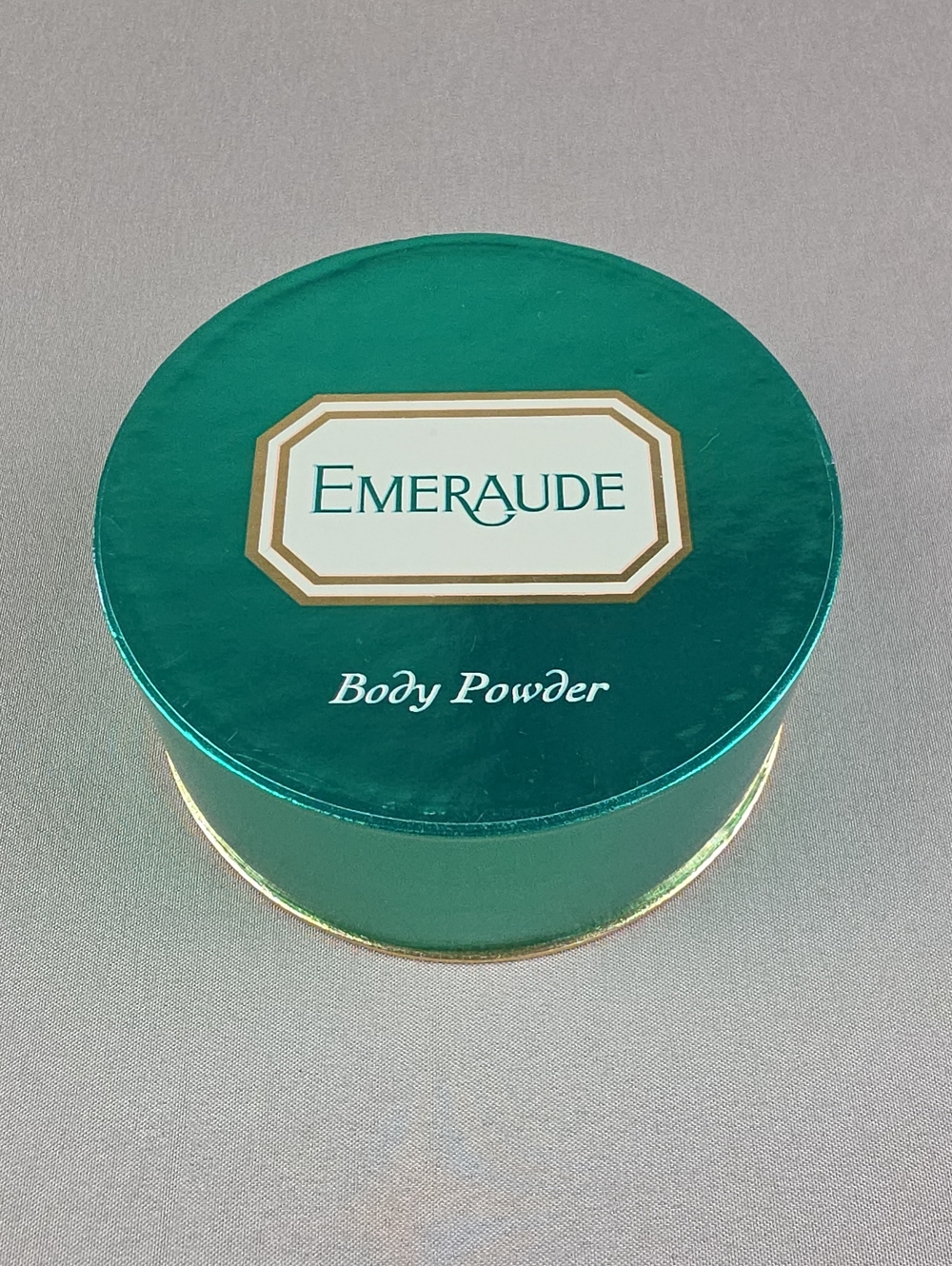 Vtg Emeraude Body Dusting Powder w/ Puff Sealed Coty 2.3 Oz New- Discontinued